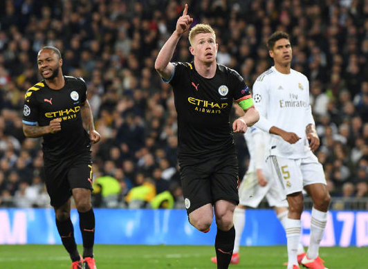 国王杯十六强抽签悬念重重！巴萨皇马将与草根球队上演圣诞大战（国王杯16强抽签悬念丛生：巴萨皇马圣诞迎战草根球队）