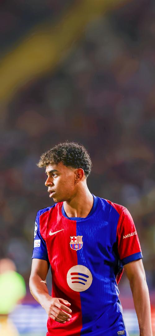 太可惜！28岁昔日“三杰”跟腱断裂，若不是伤情困扰他能比肩德容（遗憾！28岁昔日“三杰”遭遇跟腱断裂，若非伤病困扰本可媲美德容）