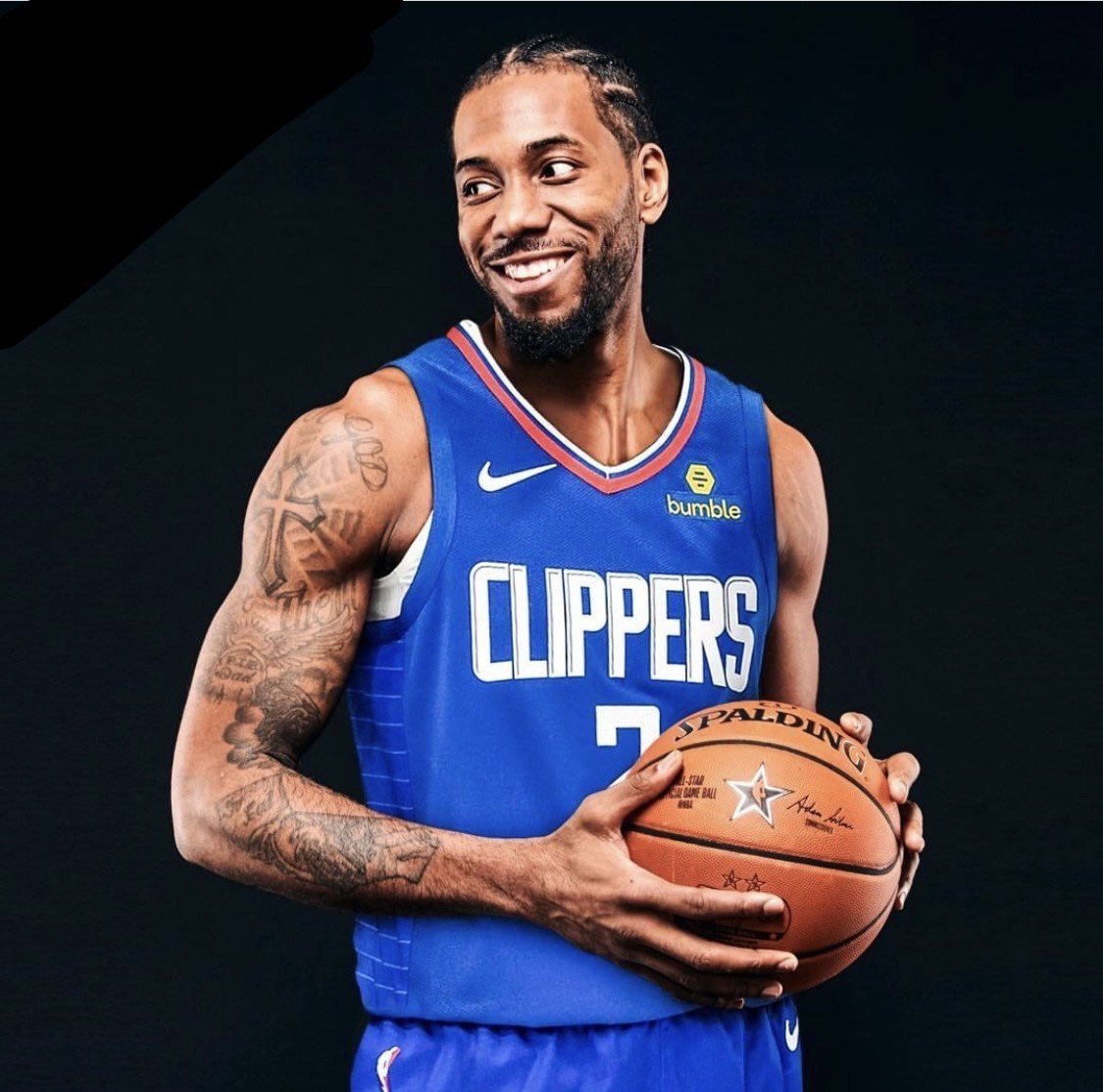 意甲联赛球队表现对比分析（意甲各队表现对比评估）