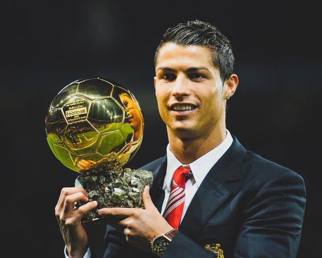 波特确定不与老将安东尼奥续约：也许他会负责U21梯队（波特确认不再与老将安东尼奥续约，安东尼奥或将执掌U21青年队）