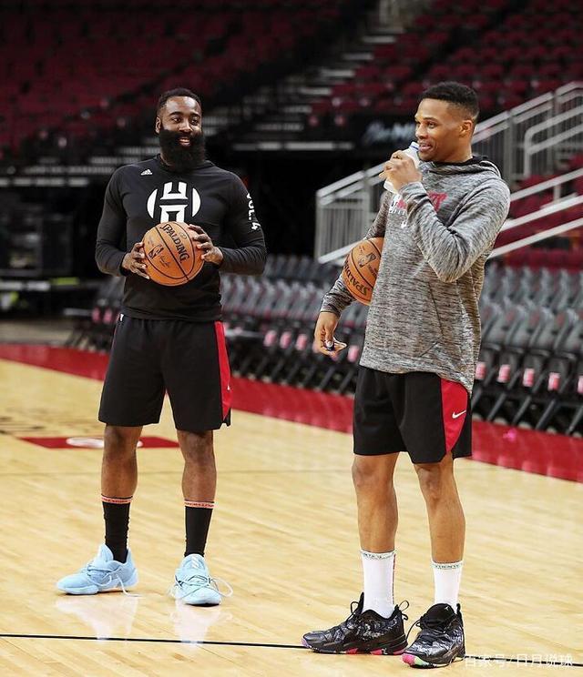 图尔贝里：我很自豪能执教多特三场；去年曾接触赛义德-马拉（图尔贝里：执教多特三战倍感自豪，去年曾与赛义德-马拉接触）