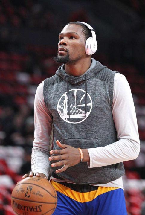 愿无大碍，圣保罗官方：奥斯卡出现心脏异常，送医后情况稳定（圣保罗官方通报：奥斯卡因心脏异常入院，情况已稳定，盼无大碍）